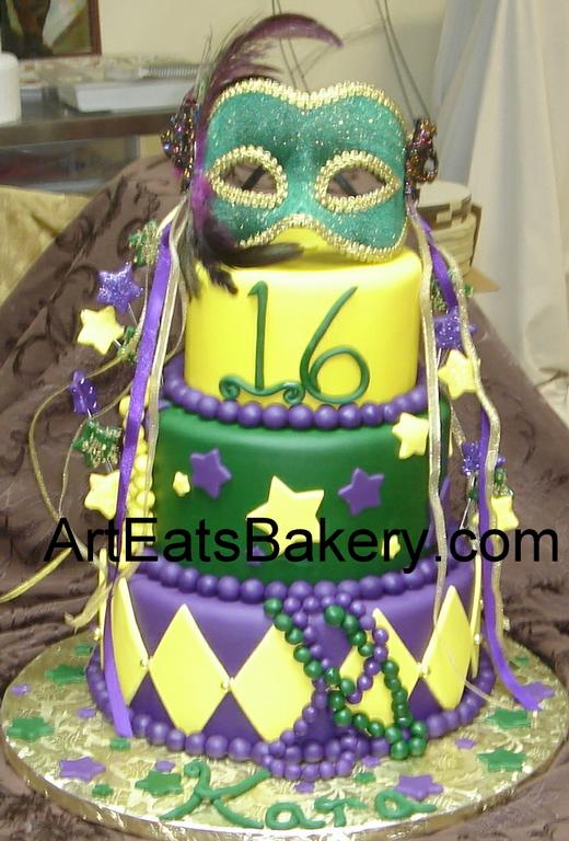 Three tier gold, green and purple stars and diamonds Mardi Gras sweet